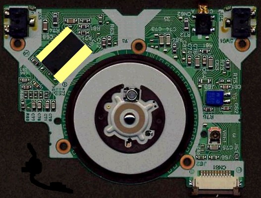 耐熱耐薬品絶縁保護テープによるハードディスクの絶縁保護