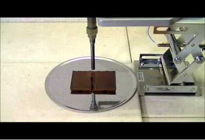 板チョコの熱風加熱－熱風ヒーターの活用法ビデオ