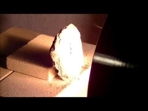 岩石の加熱・溶解・ガラス化シリーズ10 - 結晶片岩－ハロゲンポイントヒーターの活用法ビデオ