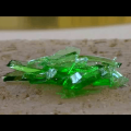 ハロゲンポイントヒーターHPH-160/f40による緑色ガラス片の加熱溶解-ハロゲンポイントヒーターの活用法ビデオ