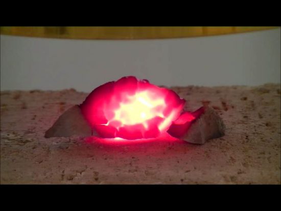 岩石の加熱・溶解・ガラス化シリーズ23　砂石-ハロゲンポイントヒーターの活用法ビデオ