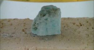 岩石の加熱・溶解・ガラス化シリーズ29　ブルーアラゴナイト